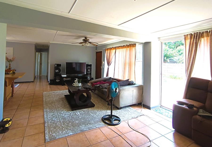 3 Bedroom Property for Sale in Universitas Free State